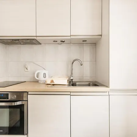 Comfy Studio Next To Nowy Swiat Great Location Apartment Warsaw