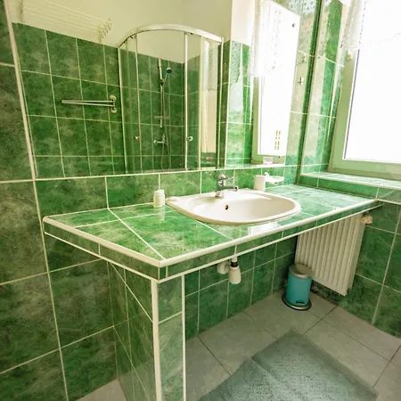 Apartment Comfy Studio Next To Nowy Swiat Great Location Warsaw